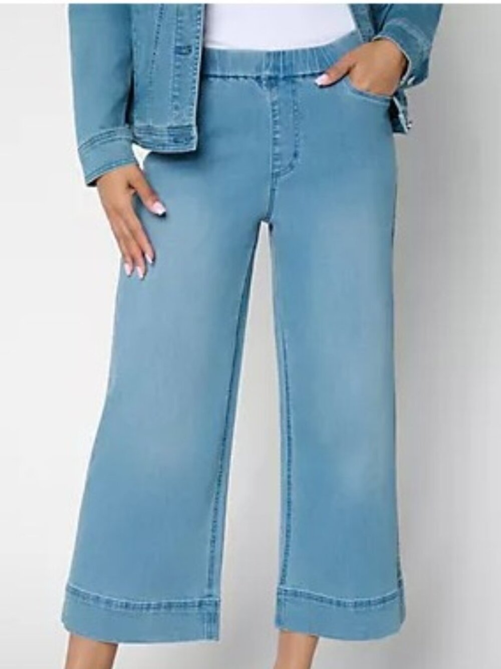 Susan Graver Petite Stretch Denim Wide Leg Crop Jean (NWT)